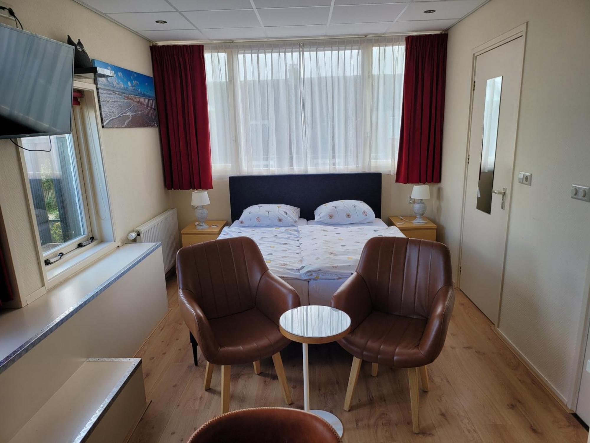 Pension Canberra Bergen aan Zee Εξωτερικό φωτογραφία